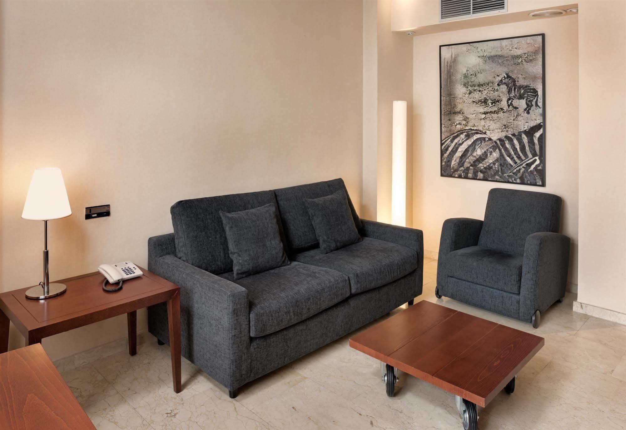 Nh Herencia Rioja Hotel