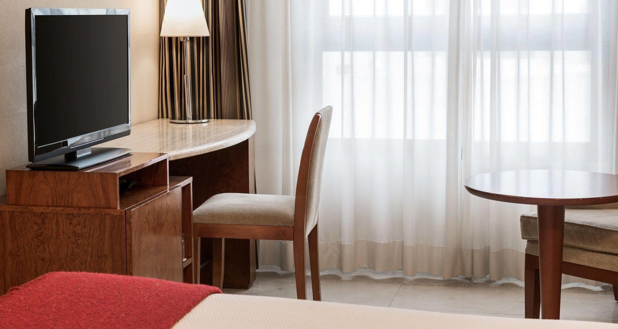 Hotel Nh Herencia Rioja 4*